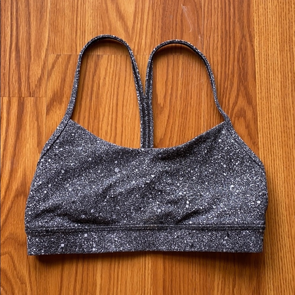 Lululemon Flow Y Nulu Sports Bra